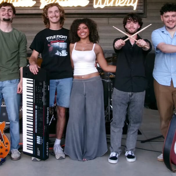 Friday Night Vibes hosts the best of local and regional music at The Club Room at The Clyde!